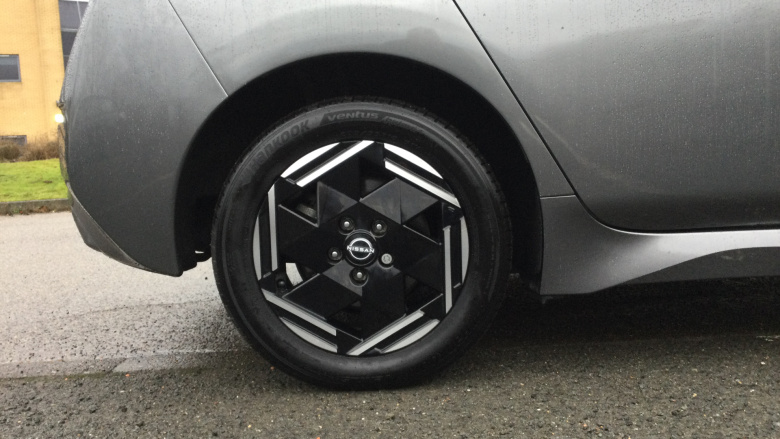 Nissan LEAF 110kW Acenta 39kWh 5dr Auto Electric Hatchback